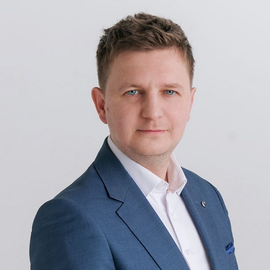 Алексей Петров