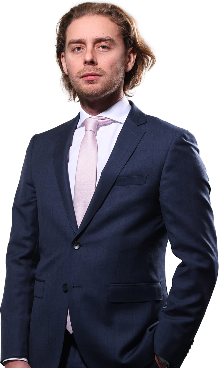 Владислав Николаев
